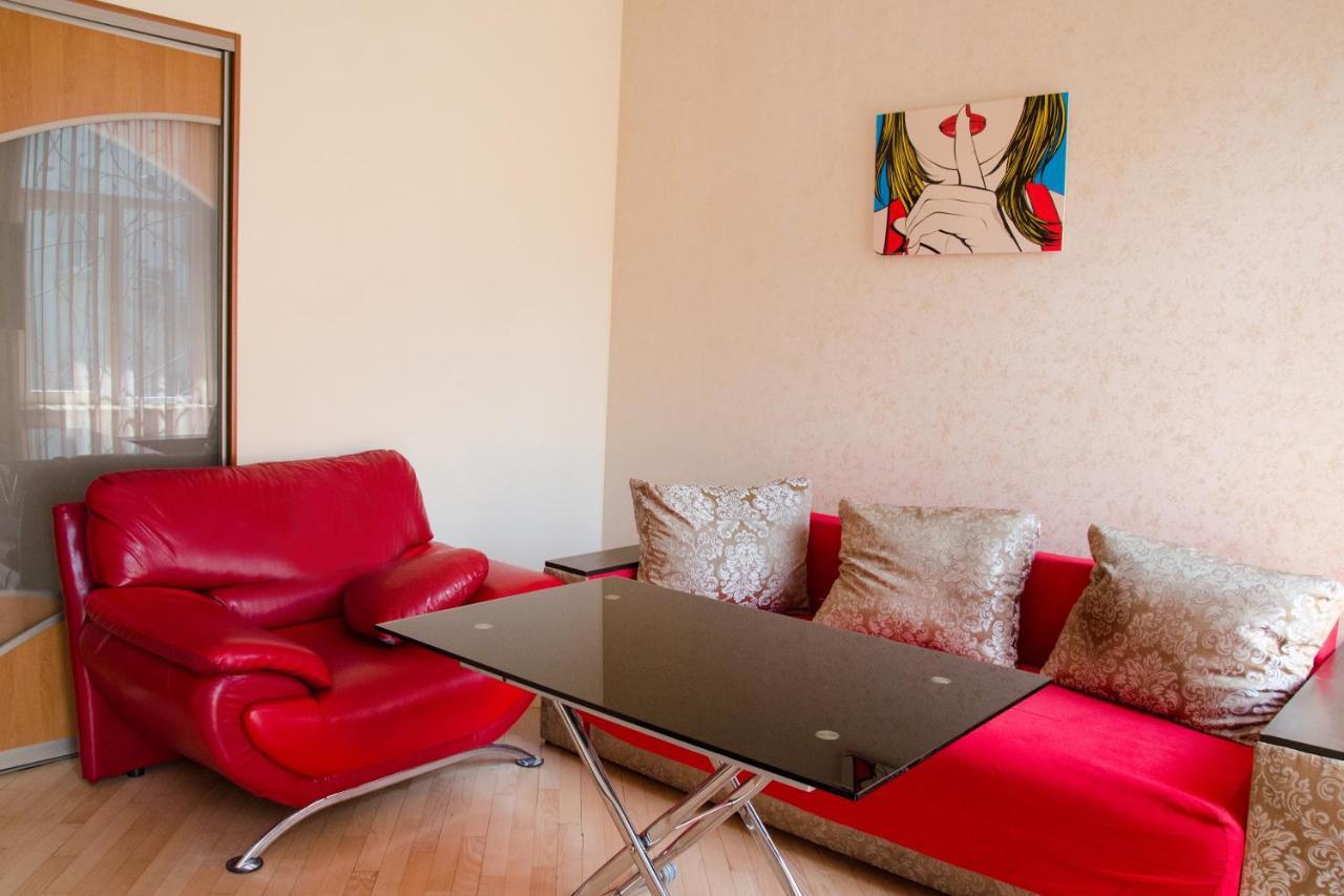 Svobody Avenue Apartment Lviv Extérieur photo